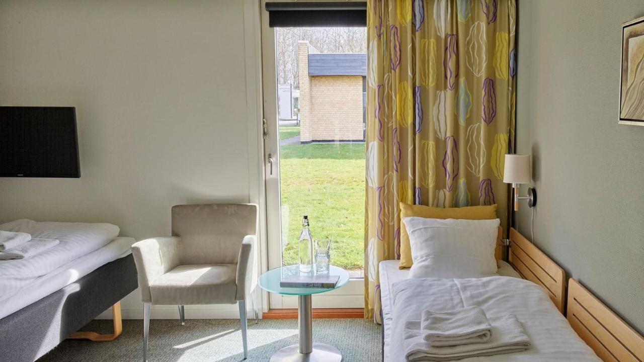 Huset Middelfart Hotel ภายนอก รูปภาพ