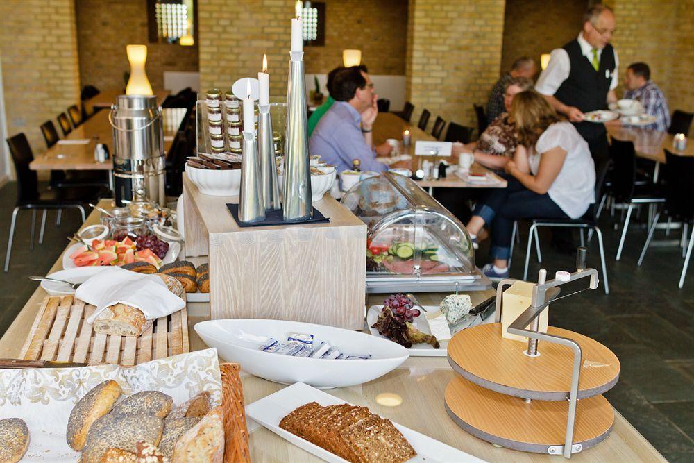 Huset Middelfart Hotel ภายนอก รูปภาพ