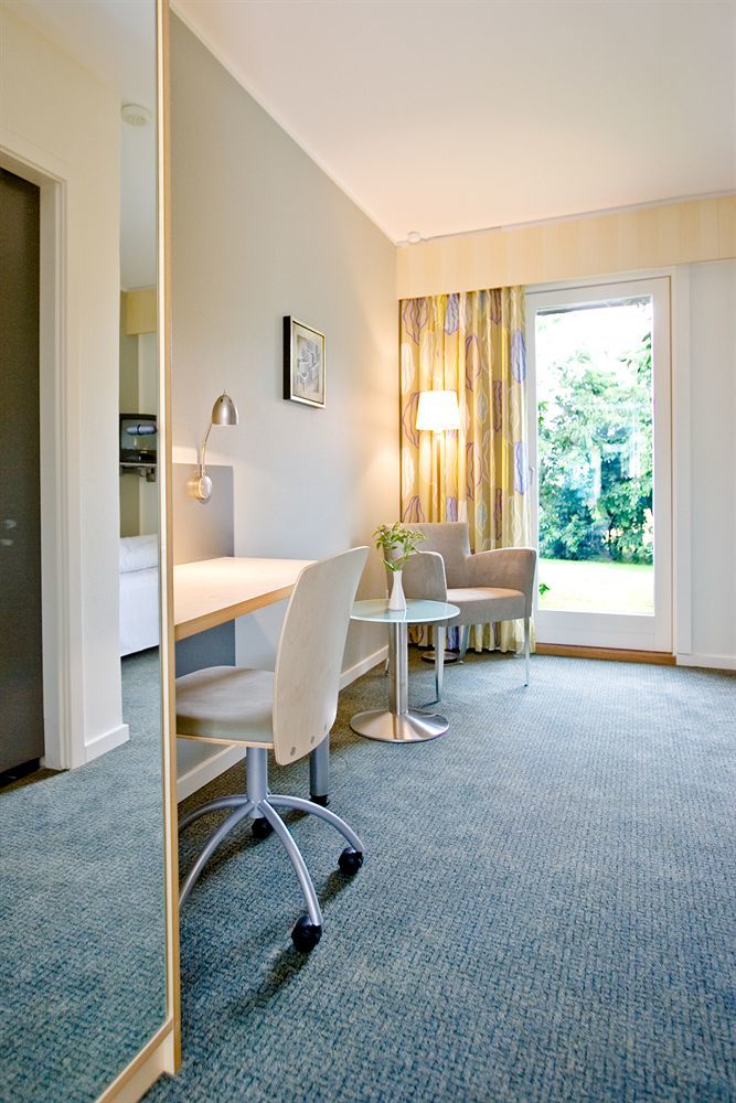 Huset Middelfart Hotel ภายนอก รูปภาพ