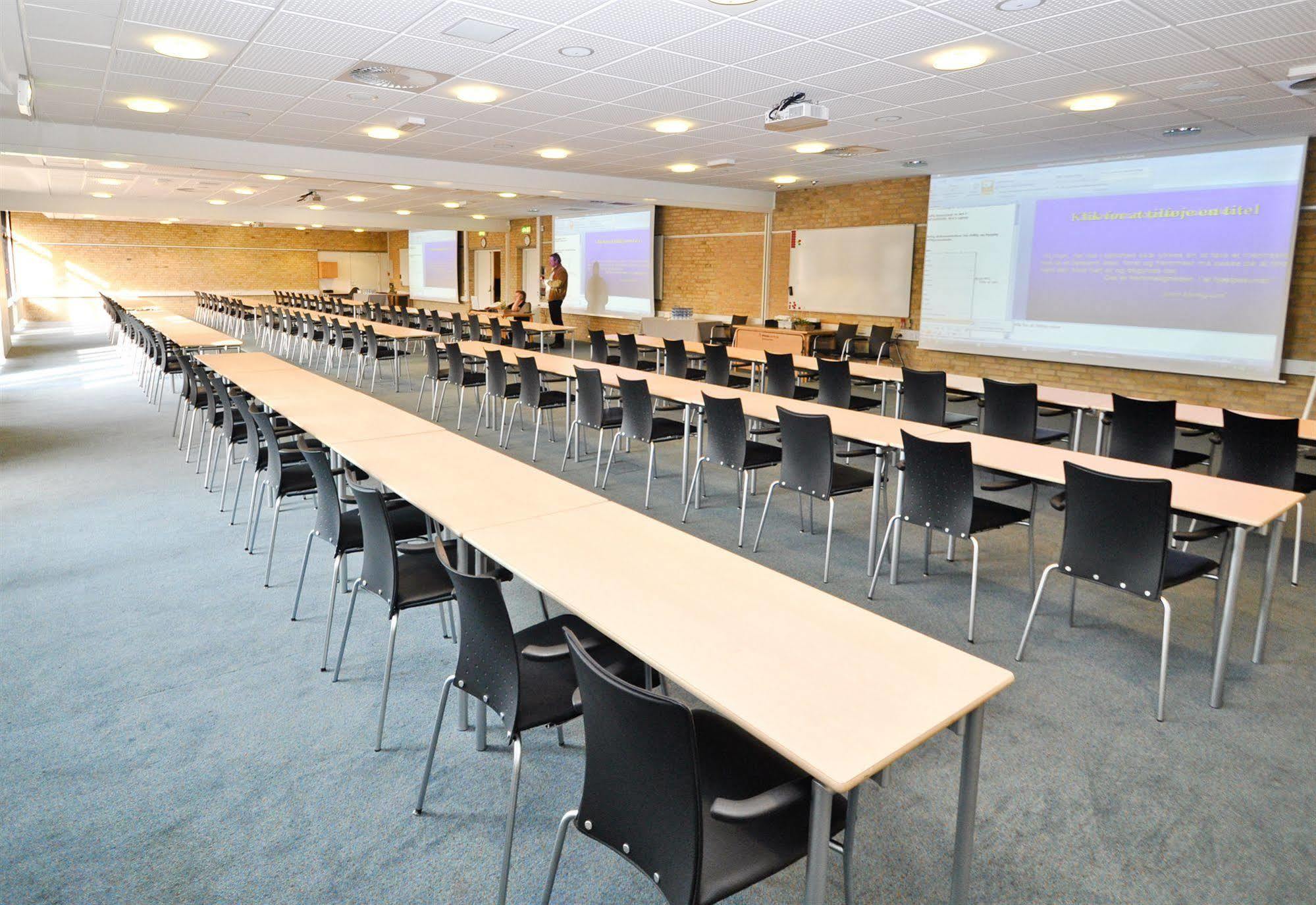 Huset Middelfart Hotel ภายนอก รูปภาพ